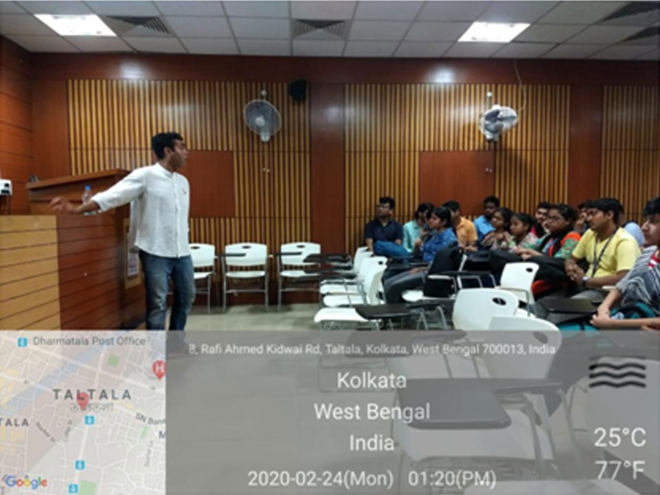 Dr. Rajdeep Chowdhury, Associate Professor, BITS-Pilani, Rajasthan,  interacting with students